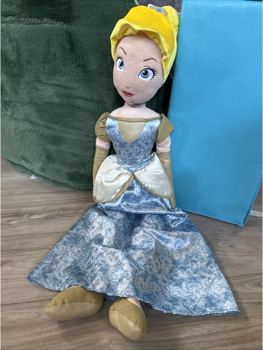 Disney store Cinderella Princess Jumbo plush Doll 3ft 36” stuffed toy blue Gown